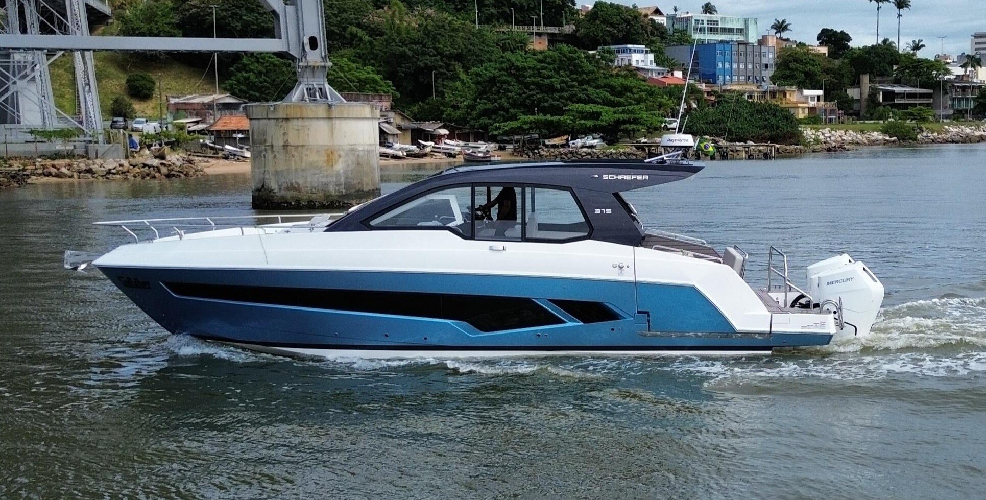 375 with Blue Hull 1-1